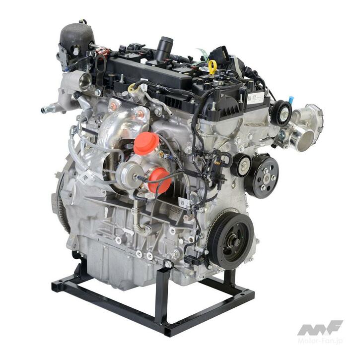 フォード 2.3L エコブースト・エンジン。効率性とパワーを兼ね備えた新世代のエンジンだ。