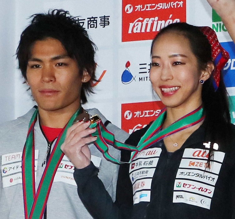 楢崎智亜、野口啓代さん夫妻