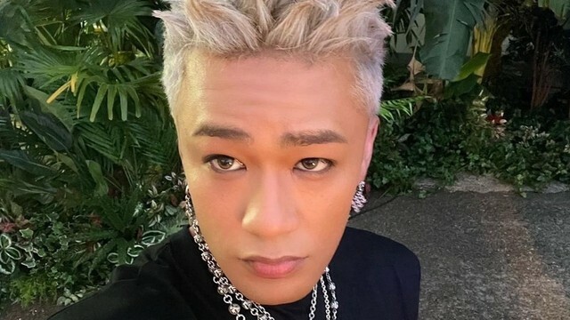 ELLY 公式インスタグラムより