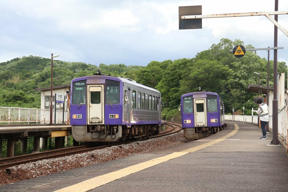 【資料写真】JR関西線の月ケ瀬口駅（京都府南山城村）