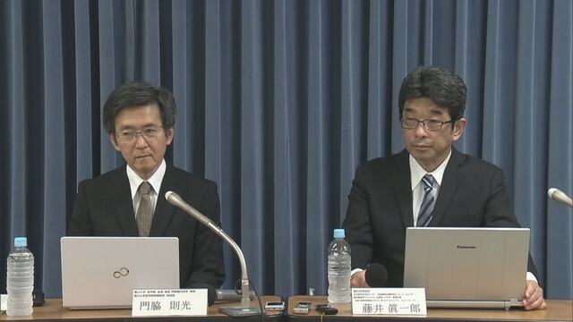 文科省（東京・千代田区）で行われた会見 1日