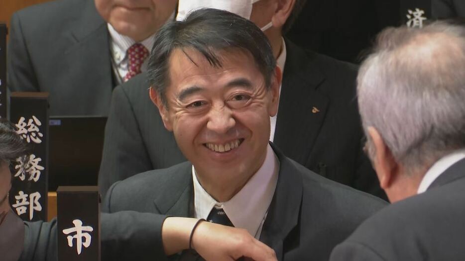 柳田清二市長（54）