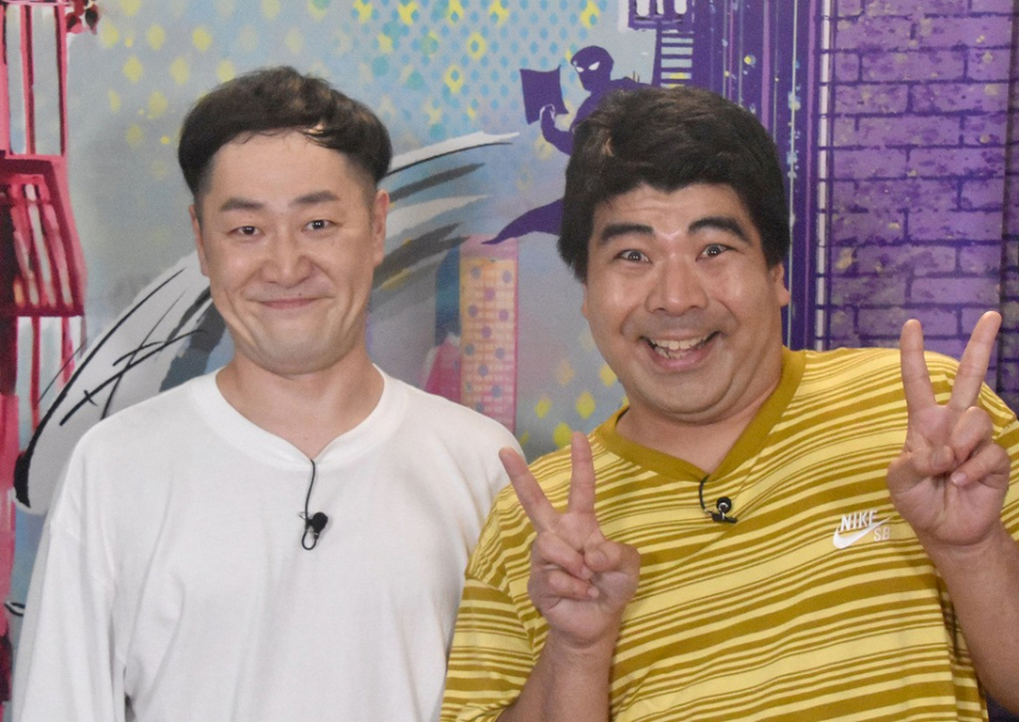 『ライターズ！』（日本テレビ系／毎週日曜　深1：30）に出演したインポッシブル（左からえいじ、ひるちゃん）