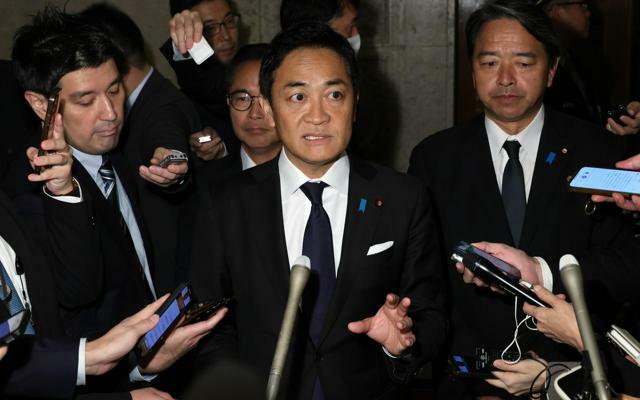 石破茂首相らとの会談後、取材に応じる国民民主党の玉木雄一郎代表=2024年11月11日午前9時17分、国会内、岩下毅撮影