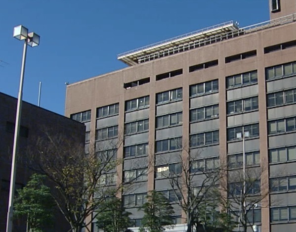 改正道路交通法施行後初めての検挙＝写真は三重県警察（三重テレビ放送）