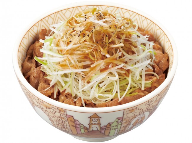 「白髪ねぎ牛丼」（ミニ 590円／並盛 650円／中盛 830円／大盛 850円／特盛 1030円／メガ 1180円）　※価格は税込み