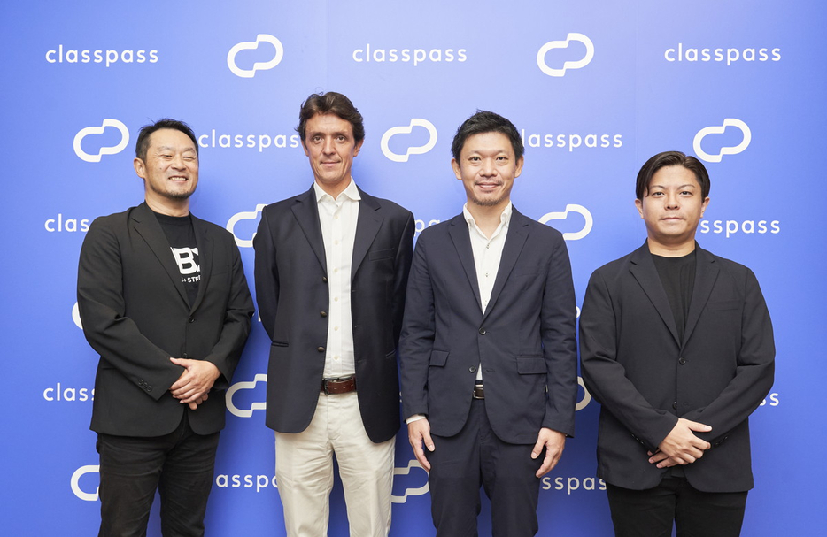 写真左から、UBX JAPAN社のCOO 倉岡征克氏、Mindbody ClassPass COO 兼 CFOのトム・アヴェストン氏、Mindbody ClassPass Japan合同会社 カントリーマネジャーの川口和城氏、HYV社の代表取締役 茅野航平氏（Mindbody ClassPass Japan提供）