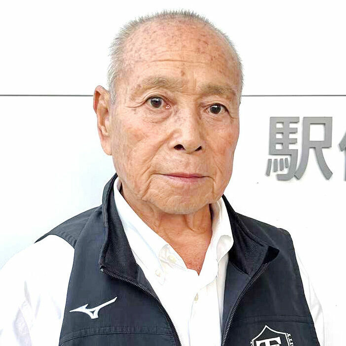 東京国際大監督の横溝三郎氏