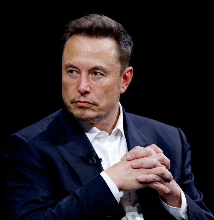 イーロン・マスク氏（Ｃ）ロイター