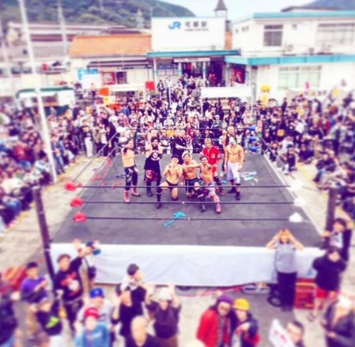 噂通りのプロレス祭の様子