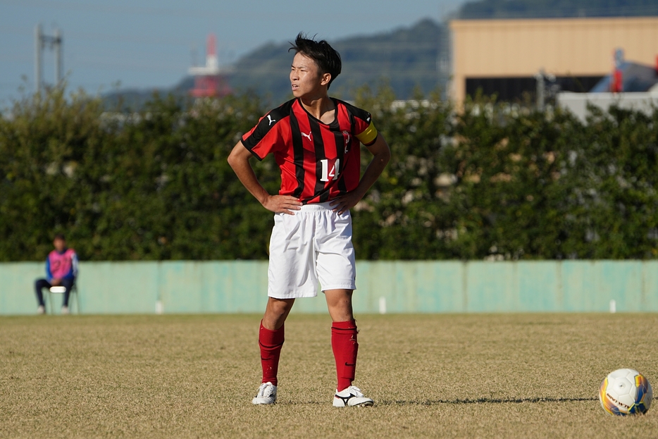 MF松本翼主将(3年=芳野中)(Tatsuya TAKEUCHI/GEKISAKA)