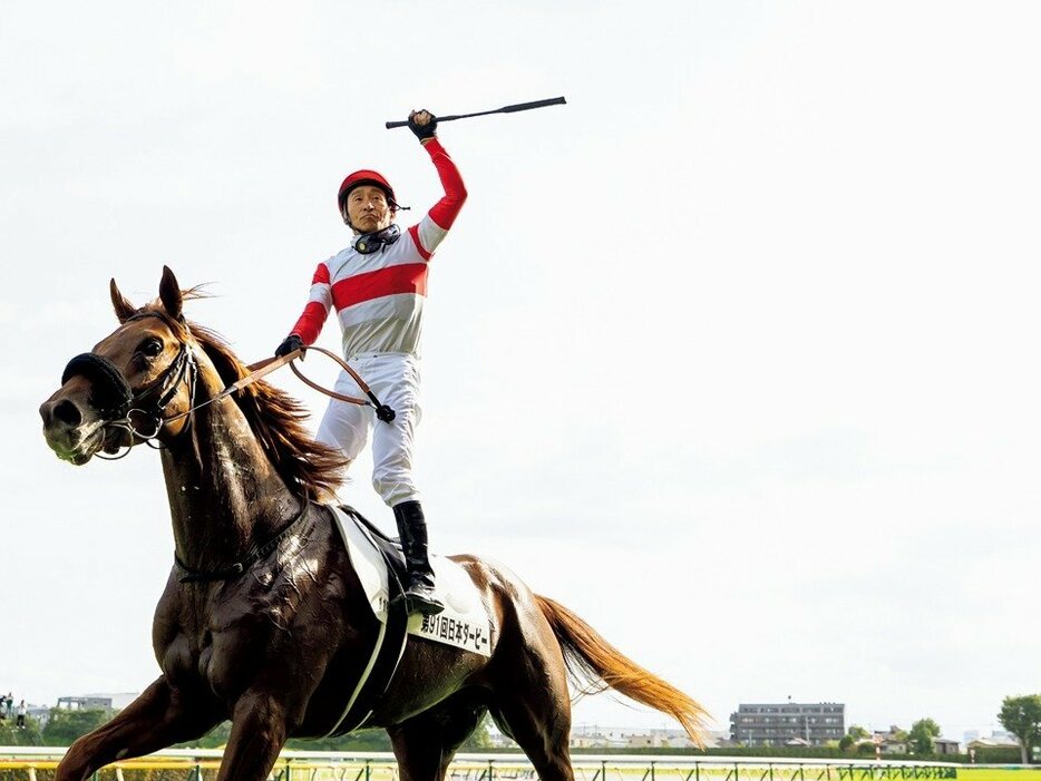 今年はダノンデサイルで最年長ダービージョッキーとなった横山典弘（56歳） photograph by Photostud