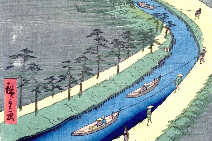 歌川広重画。人を乗せた船を河岸から引く「曳舟」（画像：名所江戸百景 四ツ木通用水引ふね/国立国会図書館）