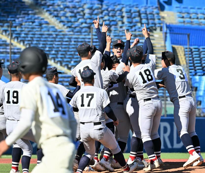 27年ぶり優勝に歓喜の横浜ナイン