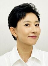 alt 菊川怜さん。最近は髪を切ってイメージチェンジした姿も話題になっている。