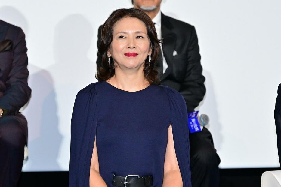 映画「海の沈黙」の舞台あいさつに出席した小泉今日子さん