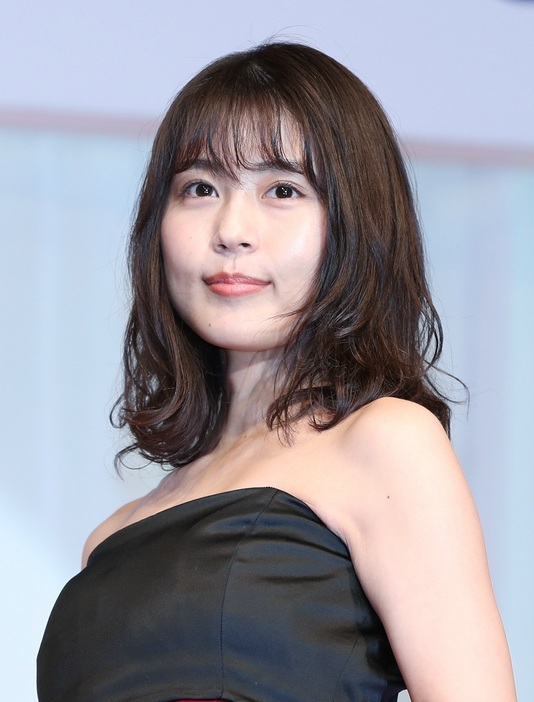 有村架純さん（2020年1月、時事）