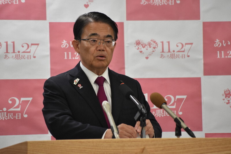 広沢一郎・新名古屋市長の今後の議会対応について要望する大村秀章知事＝愛知県庁で2024年11月26日午前10時40分、荒川基従撮影