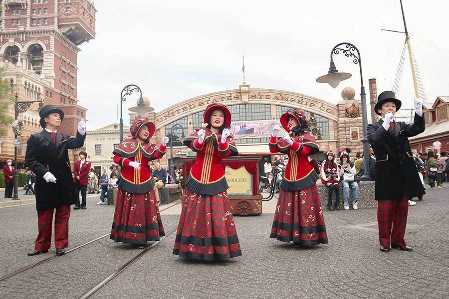 ディズニーシーでは新たに「ダズリング・クリスマス・イン・ニューヨーク」を開催【写真：ENCOUNT編集部】