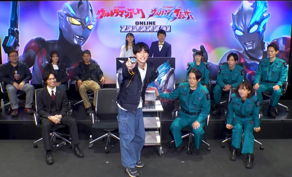 SKIP＆SKaRDが夢の共演！座談会の様子 - (c)円谷プロ (c)ウルトラマンアーク製作委員会・テレビ東京