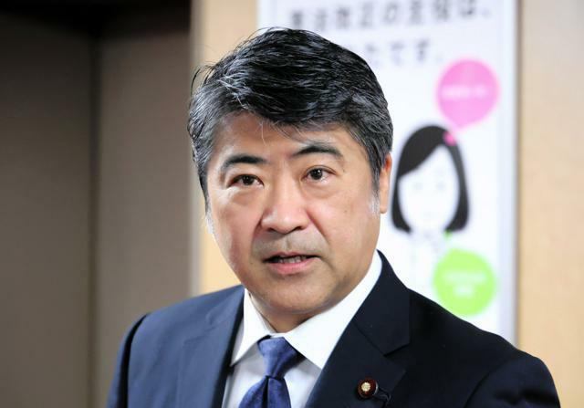 自民党の木原誠二氏=2023年11月17日、東京・永田町の党本部、岩下毅撮影