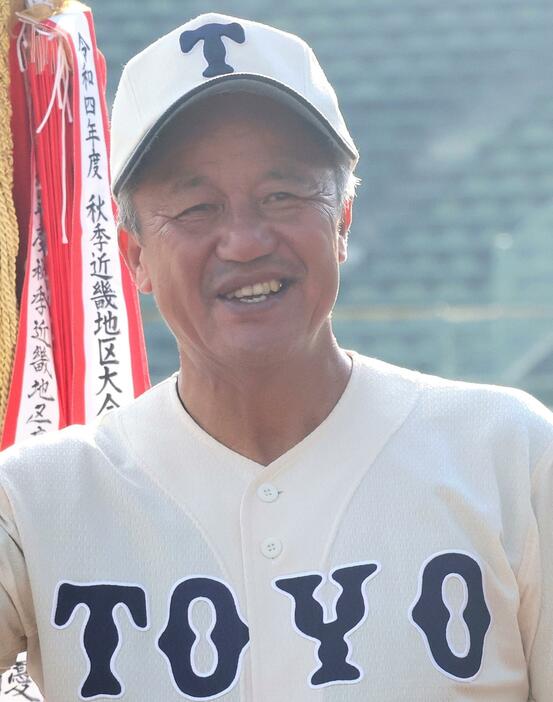 東洋大姫路・岡田龍生監督