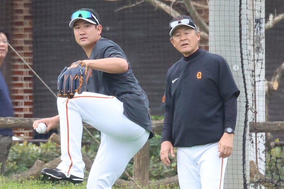 菅野智之と久保康生コーチ