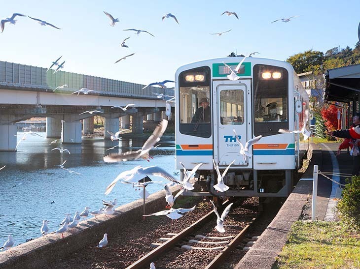 浜名湖佐久米駅。提供：静岡県観光協会