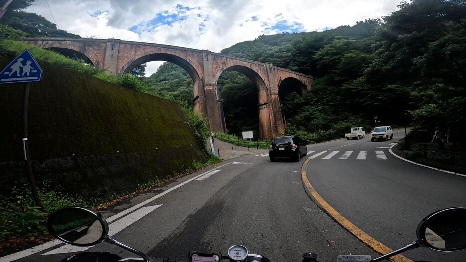 『会社を辞めてバイクにまたがり今日も会いにいく 日本一周心霊ノ旅』より