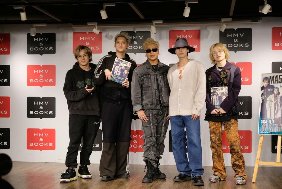 MA55IVE THE RAMPAGE。左から、浦川翔平、鈴木昂秀、LIKIYA、神谷健太、山本彰吾