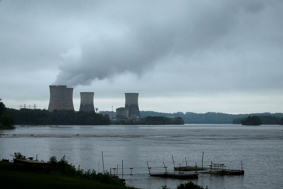 米東部ペンシルベニア州のスリーマイルアイランド原発＝2017年5月（ロイター＝共同）