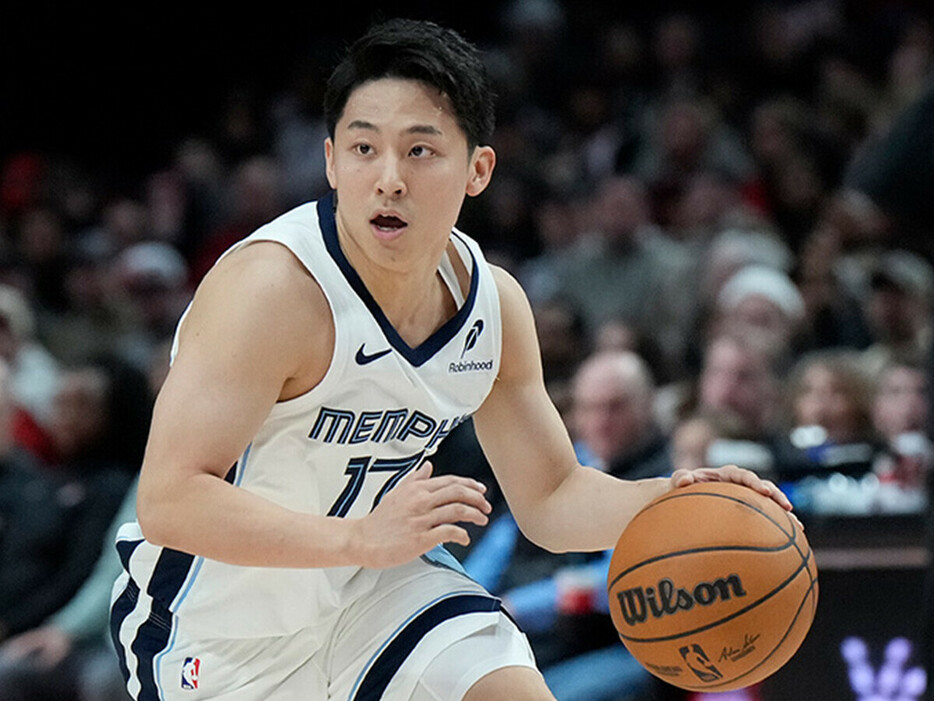 河村勇輝は、NBAチームに帯同することで多くを学んでいる　photo by Getty Images