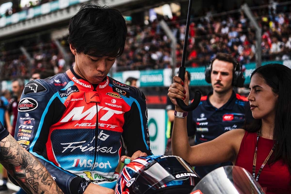 【MotoGP第19戦マレーシアGP】小椋藍選手（#79／MTヘルメット - MSI）は3列目7番手から決勝レースに臨んだ