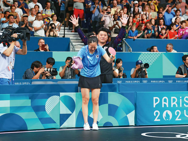 パリ五輪での呉光憲監督と申裕斌