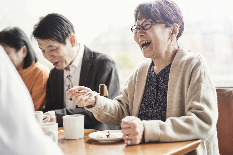 「認知症カフェ」が各地で続々開催（写真／Getty Images）