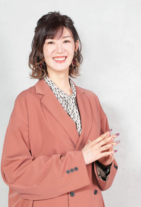 栗原恵さん