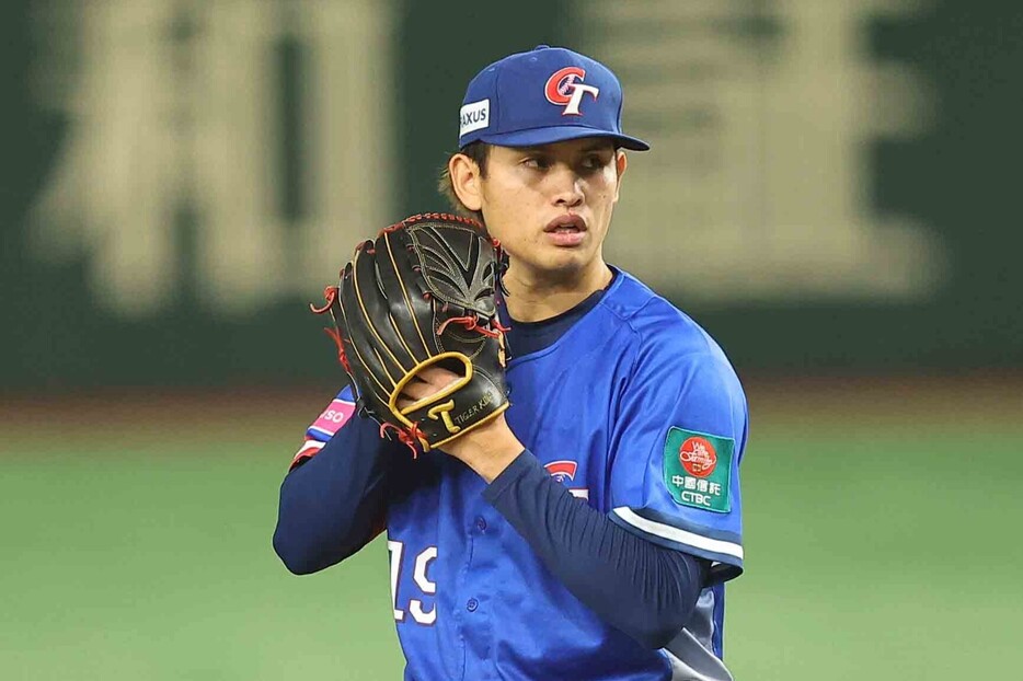 台湾が主要国際大会で初優勝。この日、勝利投手となった張奕。写真：梅月智史（THE DIGEST写真部）