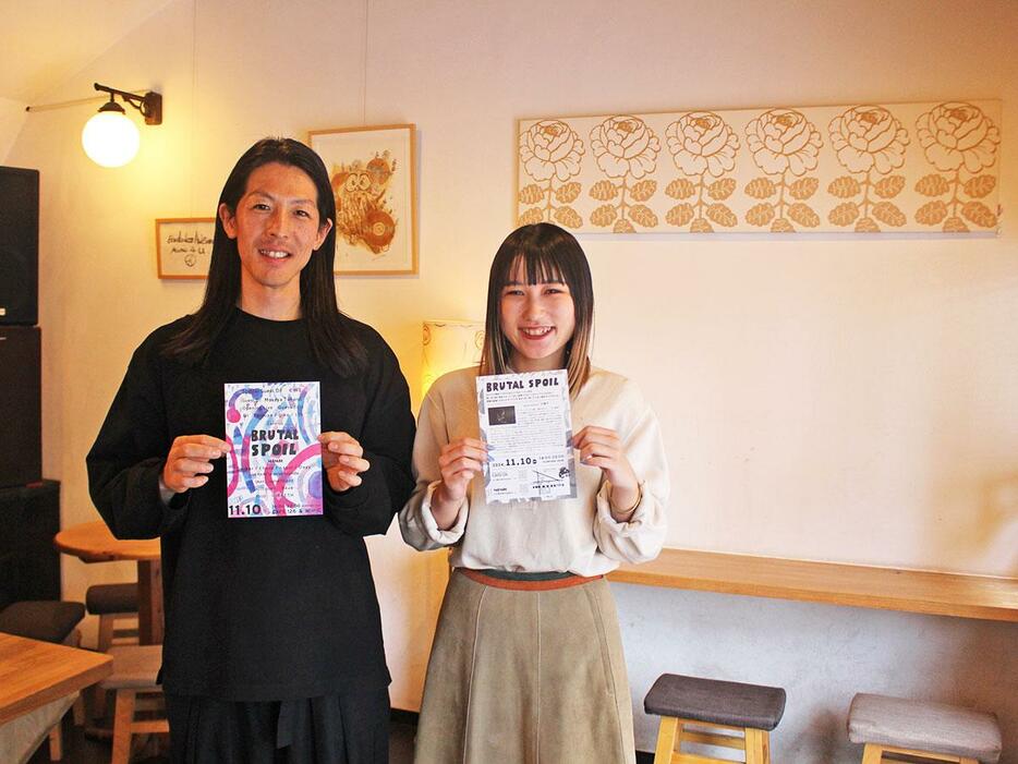 「CAFE 126」の店主・村田厳郎さんと「MIMIC」の店主・桂みきさん