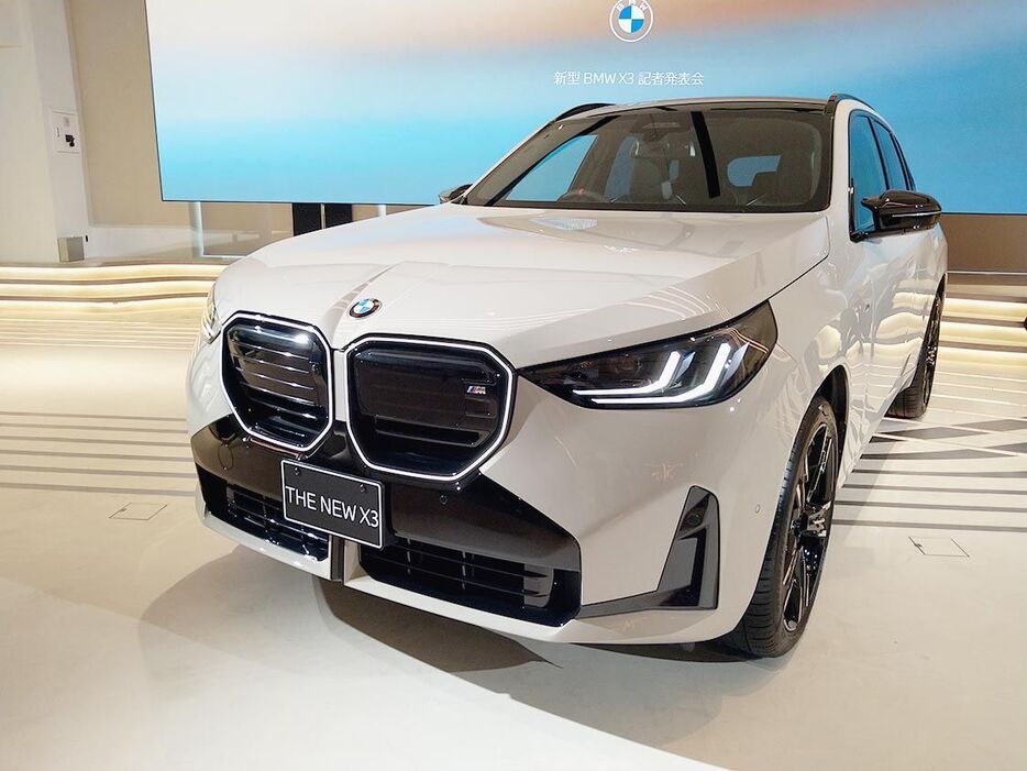 BMWジャパン、新型「X3」発売　7年ぶりフルモデルチェンジ　798万円から