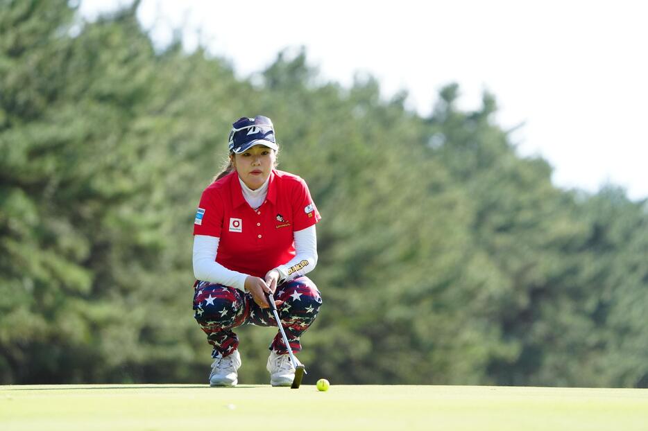 大会期間中の平均パット2位が優勝を大きく引き寄せた（写真/岡沢裕行）