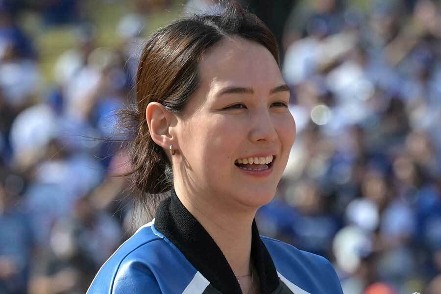 優勝パレードに参加した大谷翔平の妻・真美子さん【写真：ロイター】