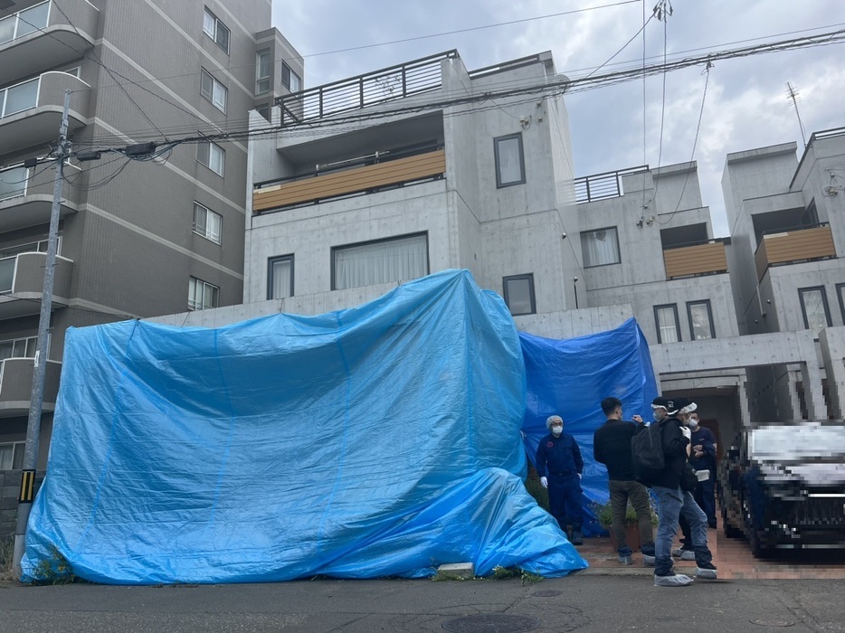 被告3人が暮らしていた自宅