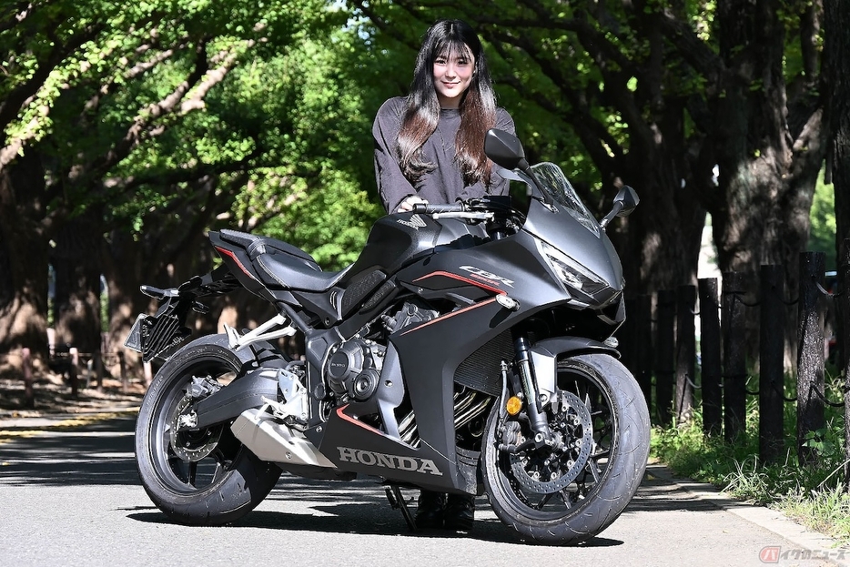 CBR650Rは日常の街乗りや週末のレジャーツーリング、長距離ツーリング、いろんな場面で楽しめる