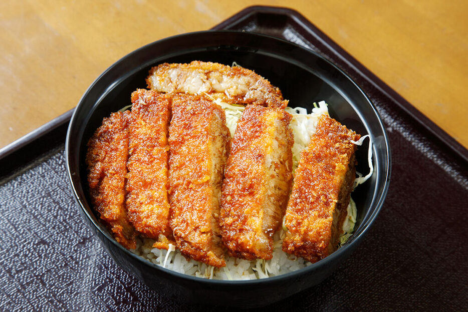 長野県のソースかつ丼（写真・時事通信）