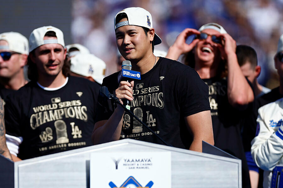 スピーチを行ったドジャース・大谷翔平【写真：Getty Images】