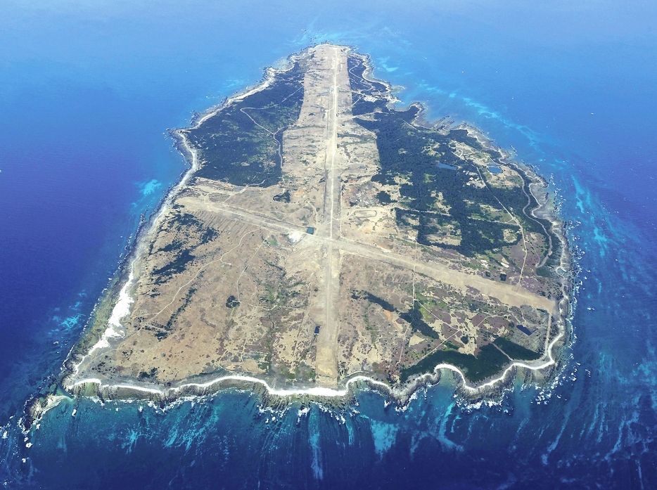 自衛隊基地の本体工事が始まった馬毛島（2023年1月、鹿児島県西之表市で、読売機から）