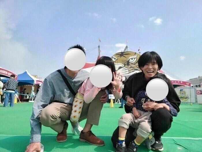 松本薫さんは、現在7歳の長女と4歳の長男の子育てに奮闘中。