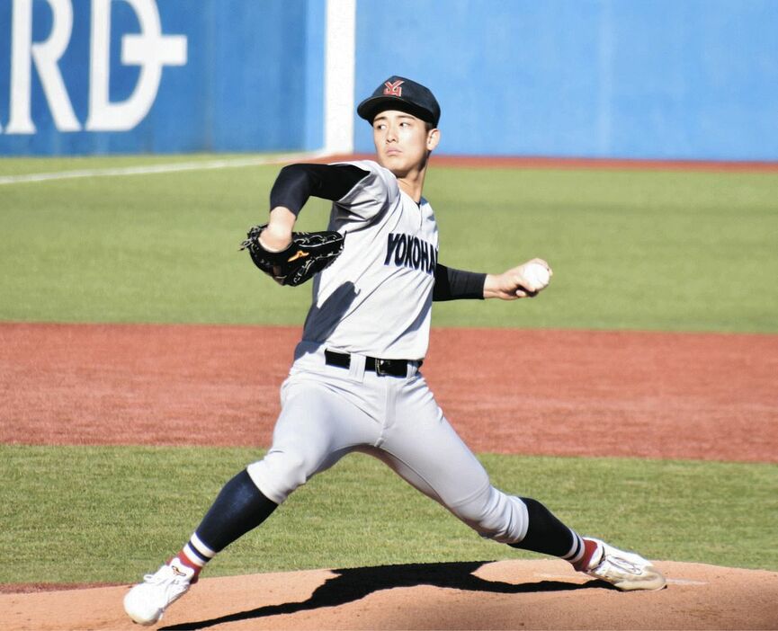 横浜の先発・奥村頼