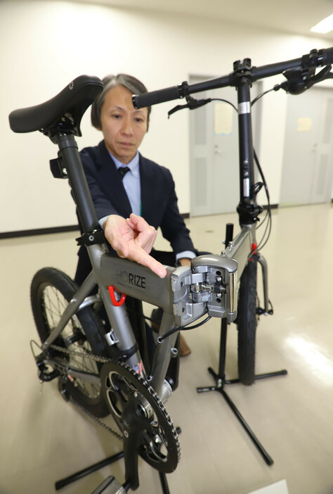 折り畳み自転車を数多く手掛ける米「ＤＡＨＯＮ（ダホン）社」の一部商品で、走行中にフレームが破損する恐れがあるとして、国民生活センターが使用中止を呼び掛けている。