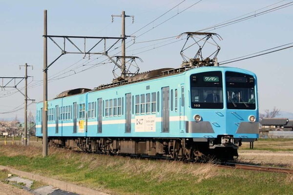 近江鉄道100形電車（画像：写真AC）。